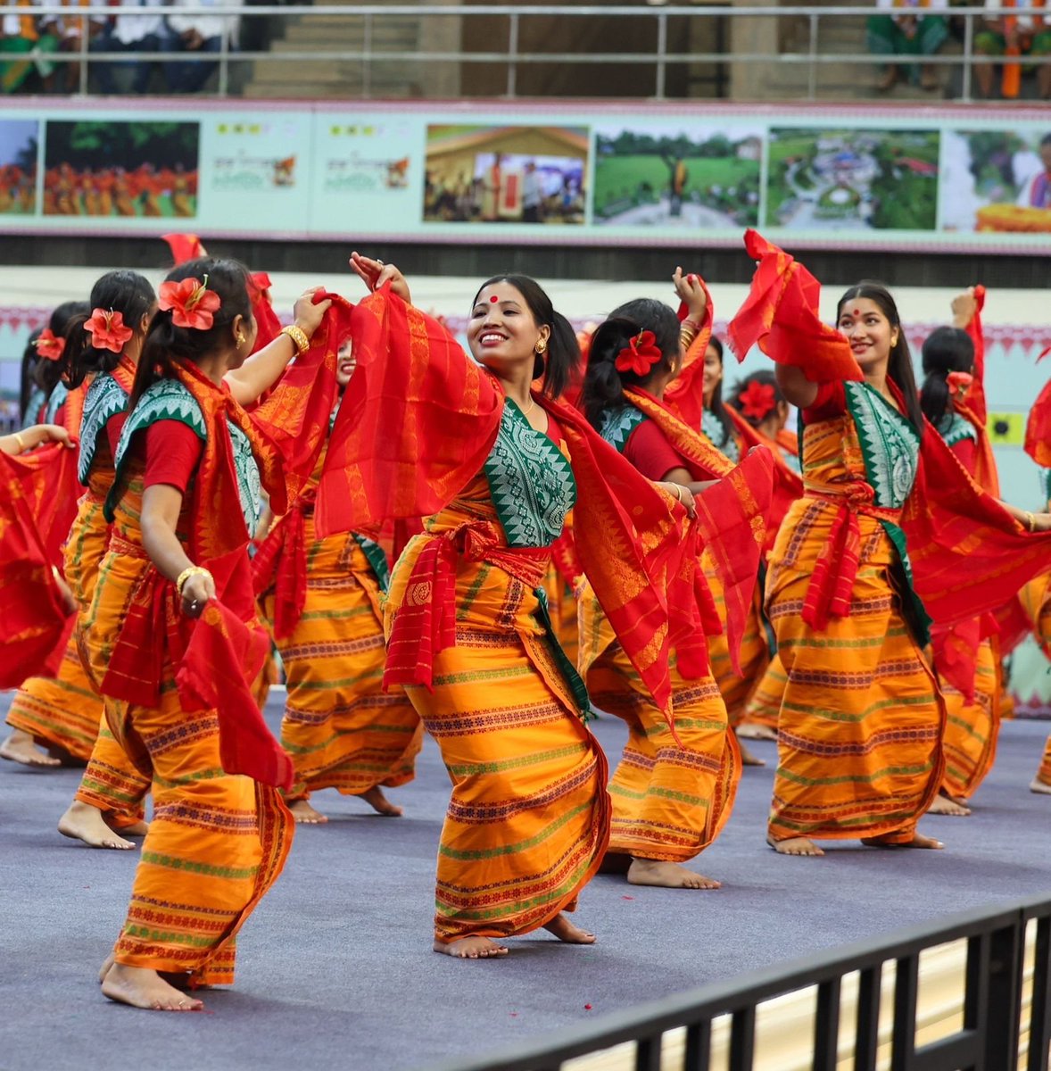 narendramodi's tweet photo. Happy to have attended the Bodoland Mohotsov in Delhi this evening. India is very proud of the Bodo culture and the success of Bodo people across different walks of life. https://t.co/j2OrYSek0G