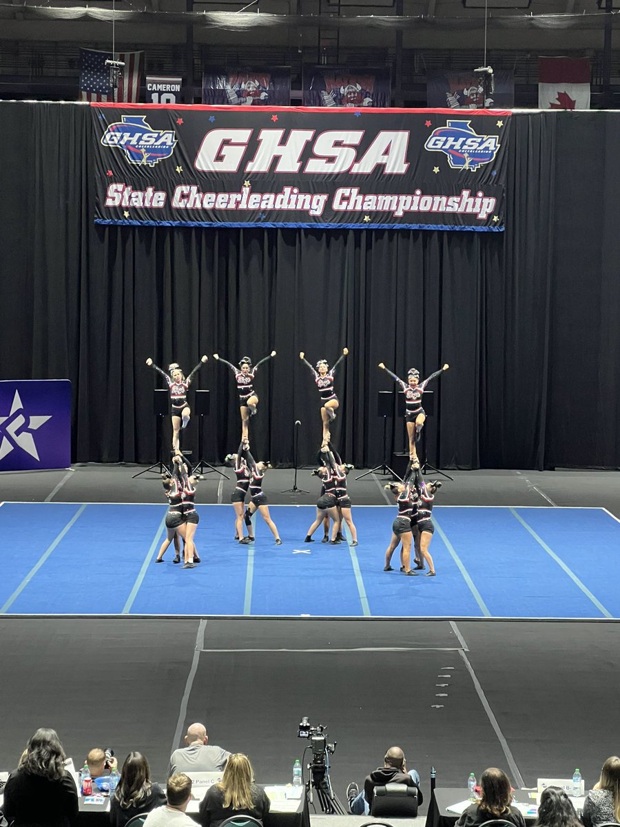 DTillery80's tweet photo. Happy 15th Birthday to my Laney! Way to rock it out today! 🥳 🐶 #statecheercomp https://t.co/An2OOpWUGh