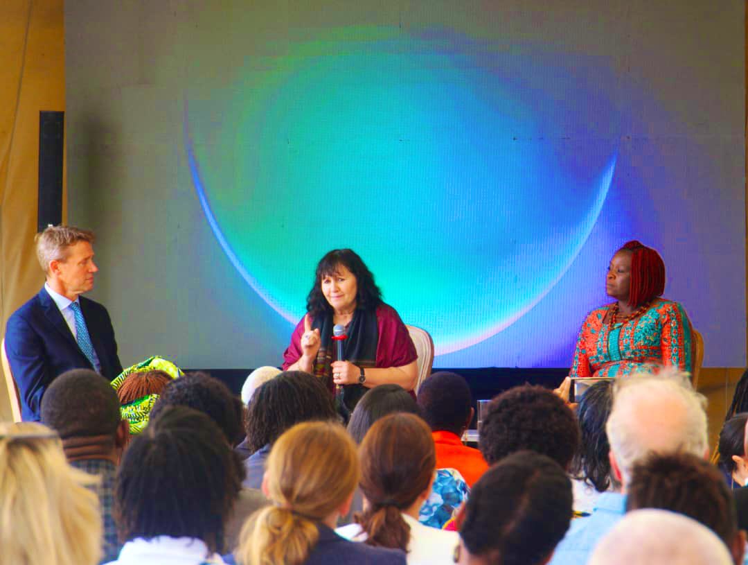 Pete Vowles (@petevowles) on Twitter photo Harrowing & heartbreaking start to the morning watching Leslee Udwin’s <a href="/IndiasDaughter/">India's Daughter</a>.
Followed by inspiring & mobilising discussion with Netty Musanhu, Leslee & a community of leaders giving everything to end gender-based violence worldwide, in the UK & here in Zim. Harrowing & heartbreaking start to the morning watching Leslee Udwin’s <a href="/IndiasDaughter/">India's Daughter</a>.
Followed by inspiring & mobilising discussion with Netty Musanhu, Leslee & a community of leaders giving everything to end gender-based violence worldwide, in the UK & here in Zim.