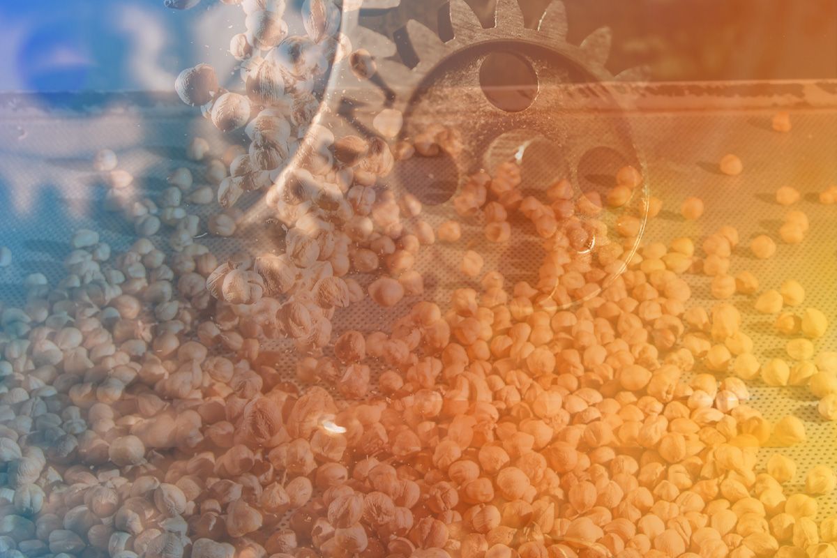 CorpAnderson's tweet image. Gear up for efficiency! 👨‍🔧

Our latest blog explores the crucial role of screw press gearboxes in oilseed processing. Understand their functions, learn how to select the right size, and get top maintenance tips here: buff.ly/4d9pymS

#OilseedProcessing #Gearbox