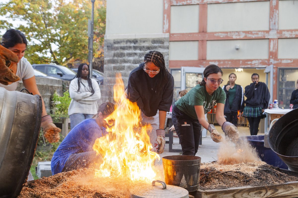 The Ellis School tweet media