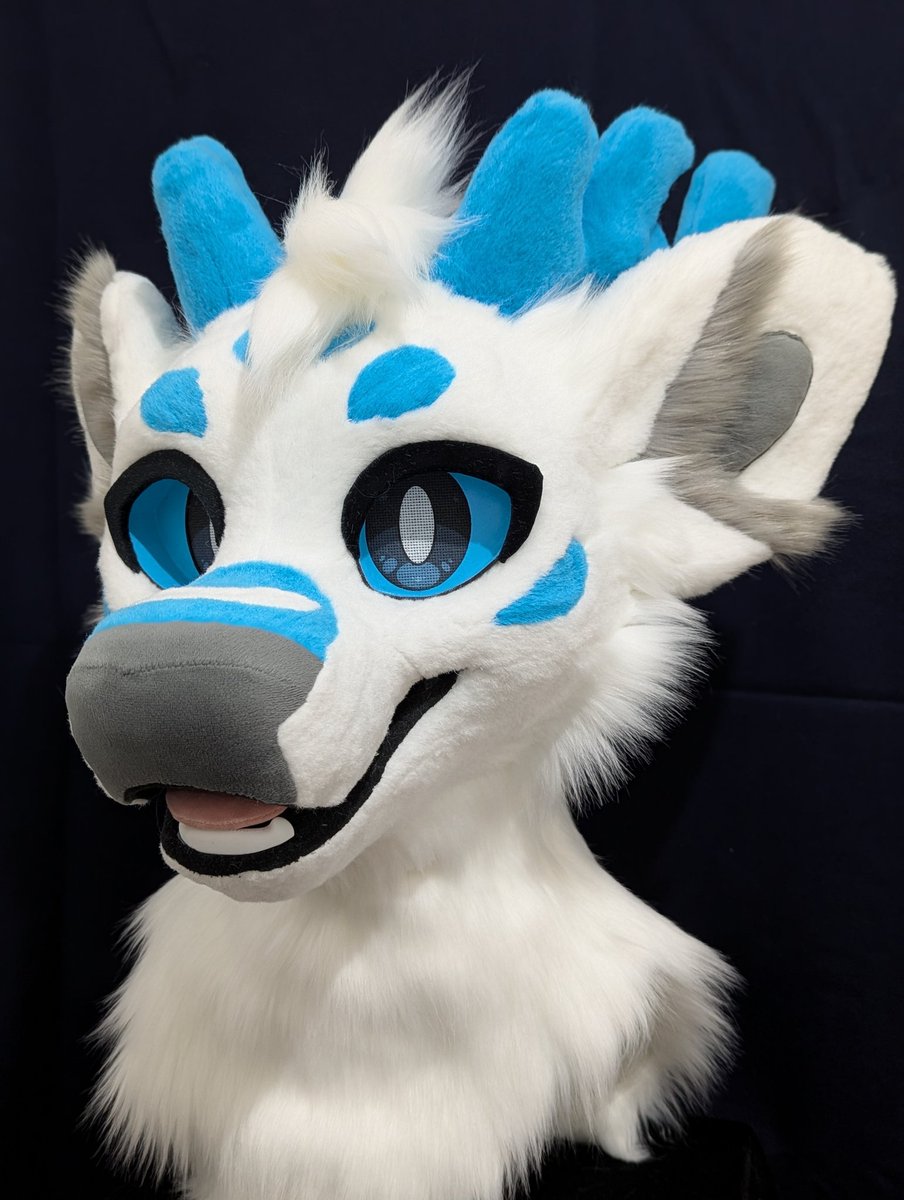 ✨ New WIP for Eikhty the deer! ✨ 

#FursuitFriday #fursuitmaker