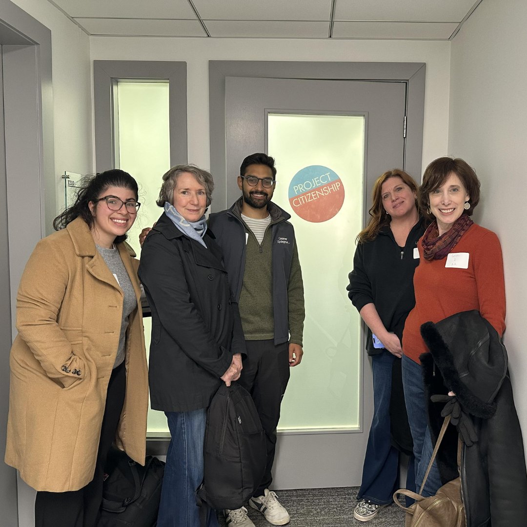 ProjCitizenship's tweet photo. A huge thank you to the incredible team at Gesmer Updegrove for volunteering at our citizenship workshop on Tuesday! Your support helped several clients take their first steps toward becoming U.S. citizens.💙 ⁠
⁠
⁠
#ImmigrantsareEssential #ProjectCitizenship https://t.co/ZOIpuu22DT