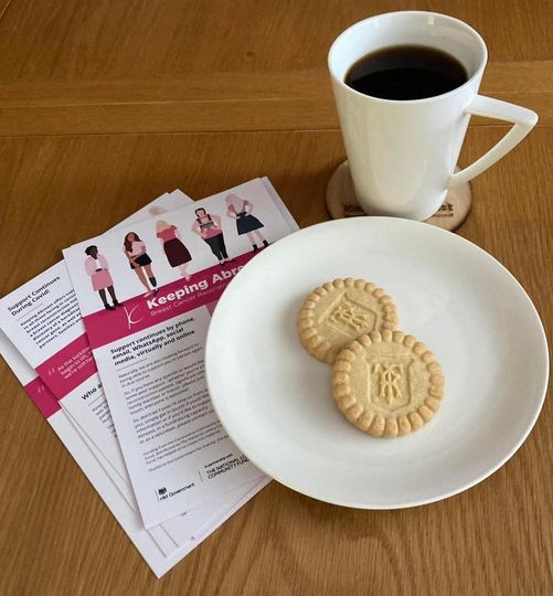 KA Volunteers will be @StarThrowersWym on Mon 18 Nov from 2pm to 4pm. Join them for an informal conversation if you are considering or undergoing #breastreconstruction or if you have already had your surgery and feel you could benefit from attending. No need to book  just pop in!