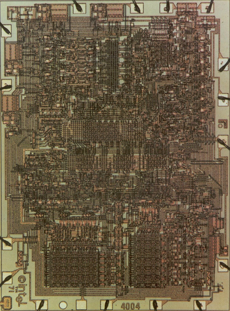 #otd in 1971 Intel unveiled the first single-chip CPU. 4 bits, 16 pins &amp; 740KHz: bit.ly/3YLCqdV