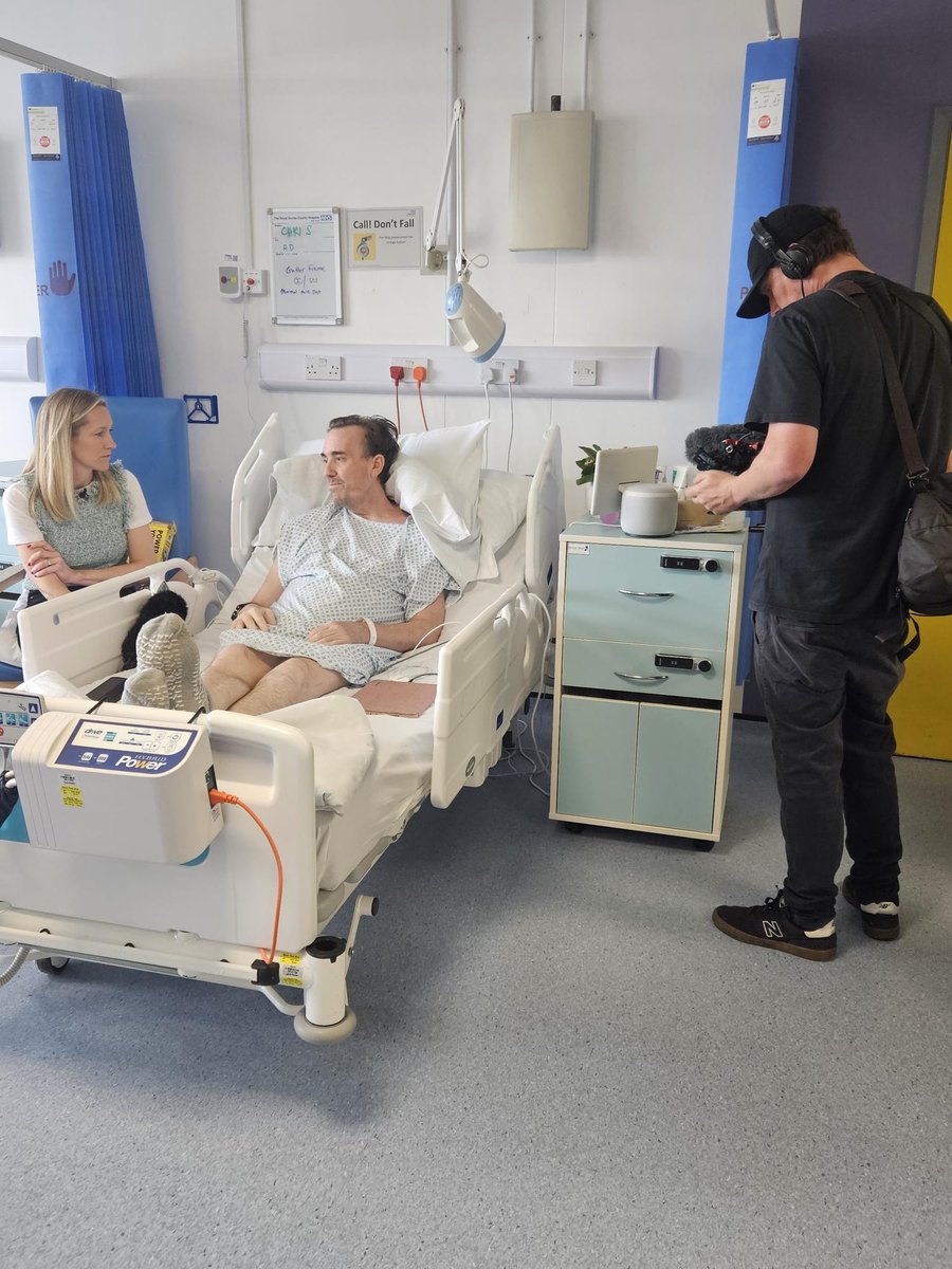 RoyalSurrey's tweet photo. This week ITV News visited to report on NHS performance.

We showcased our Emergency Department, one of the best in the country despite record patient numbers.

The crew also heard about our winter plans &amp; efforts to support timely patient discharges.

#RoyalSurrey #NHS https://t.co/p04E0whgFa