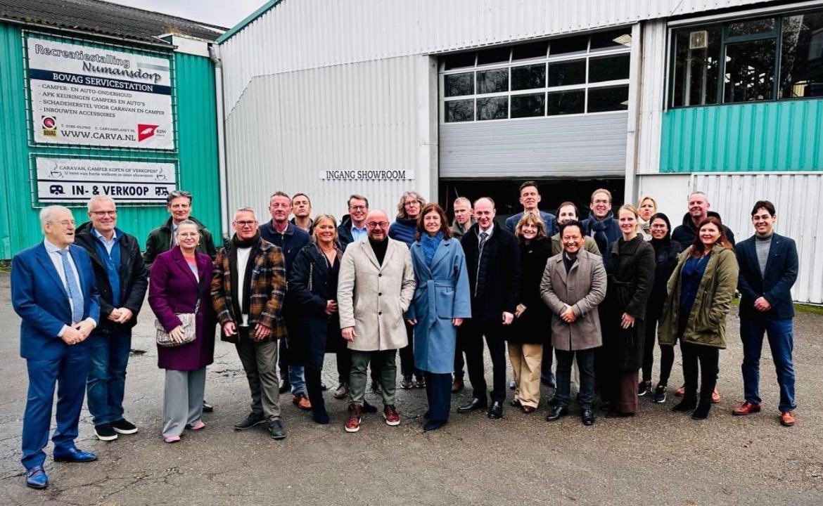 Vandaag werkbezoek met  Marja Appelman van VRO aan gemeente Hoekse Waard. Ook de Gemeente Goeree-Overflakkee, Drechtsteden en Alblasserwaard (als onderdeel van de woondealregio), ontwikkelaars en woningcorporatie HW Wonen aanwezig bij het werkbezoek