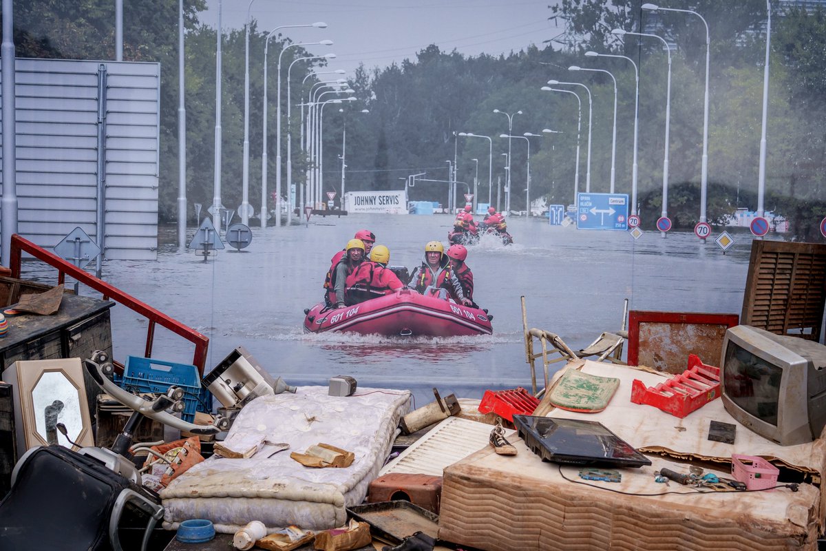Geen ##klimaatactie ziet er zo uit 👇
Dus:
We moeten investeren in duurzame mobiliteit 🌱, openbaar vervoer 🚆 en biodiversiteit 🌳.
Vandaag handelen om hogere kosten morgen te vermijden 💸 <a href="/MelissaDepr/">Melissa Depraetere</a> <a href="/KhattabiZakia/">Zakia Khattabi</a> <a href="/alexanderdecroo/">Alexander De Croo 🇧🇪🇪🇺</a>
#KlimaatRechtvaardigheid
#climateactionwanted