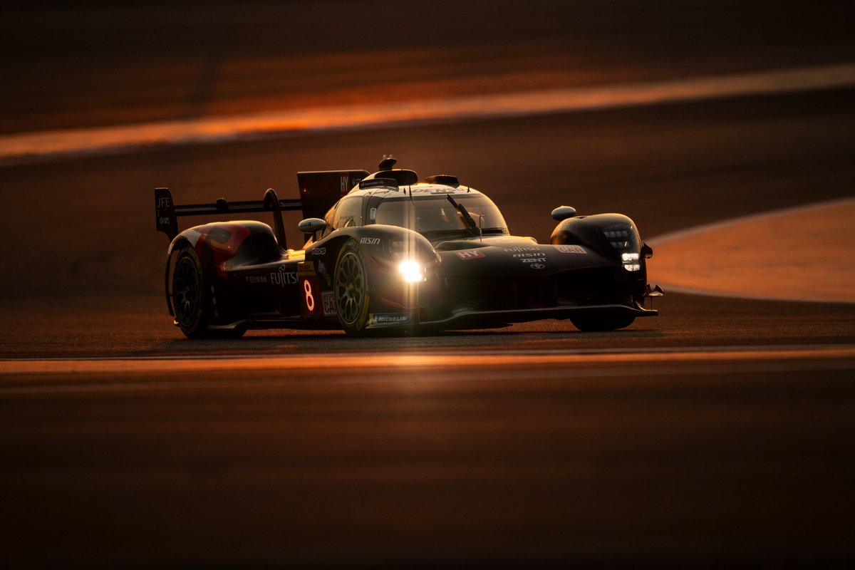 FIAWEC's tweet photo. The sun has set on the 2024 season, but what a sunset it was. 😍

The Bapco Energies 8 Hours of Bahrain did not disappoint!

#WEC #8HBahrain https://t.co/LAQrcGkpC3