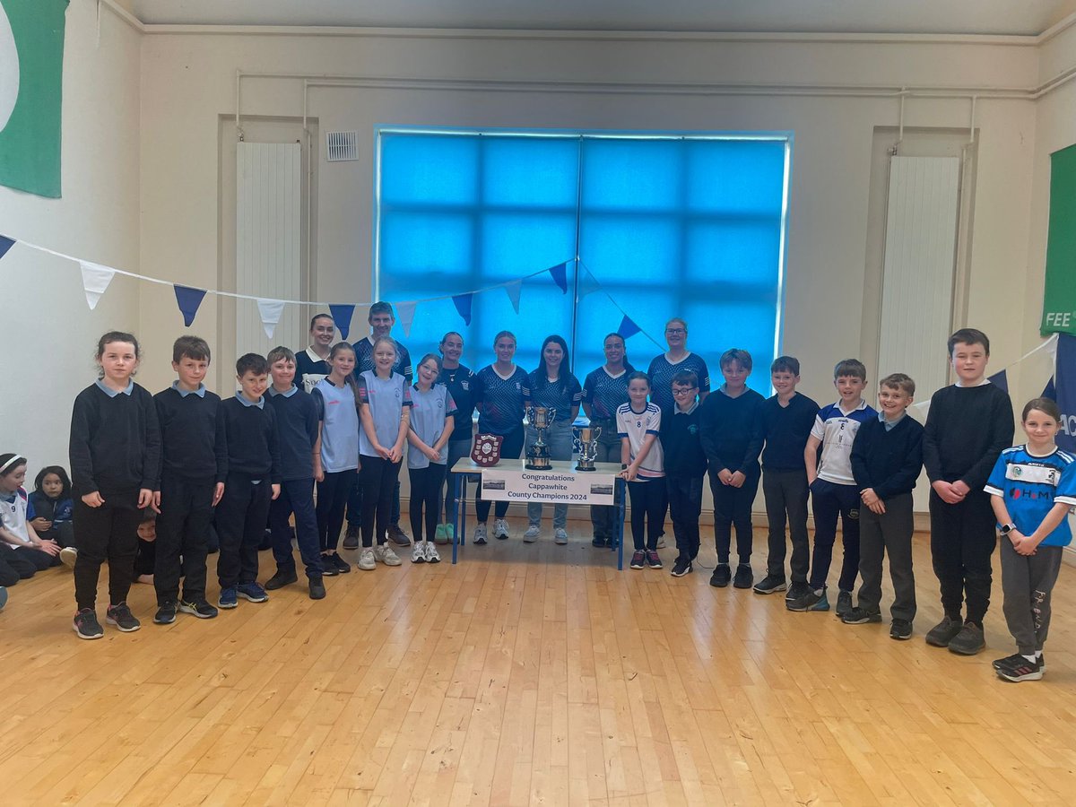 NsAnacarty's tweet photo. We were delighted to welcome some of our past pupils back to the school today. We are very proud of them. https://t.co/lhkLUkWemK