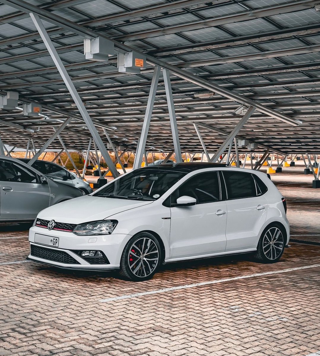 King Teezy tweet media