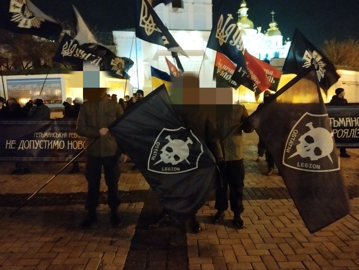 OstatniLegion's tweet photo. Delegacja Ostatniego Legionu spotkała się z naszymi ukraińskimi przyjaciółmi z ruchu hetmańskiego. Chwała białej Europie. Śmierć ruskim onucom! https://t.co/aaGhhS51iE