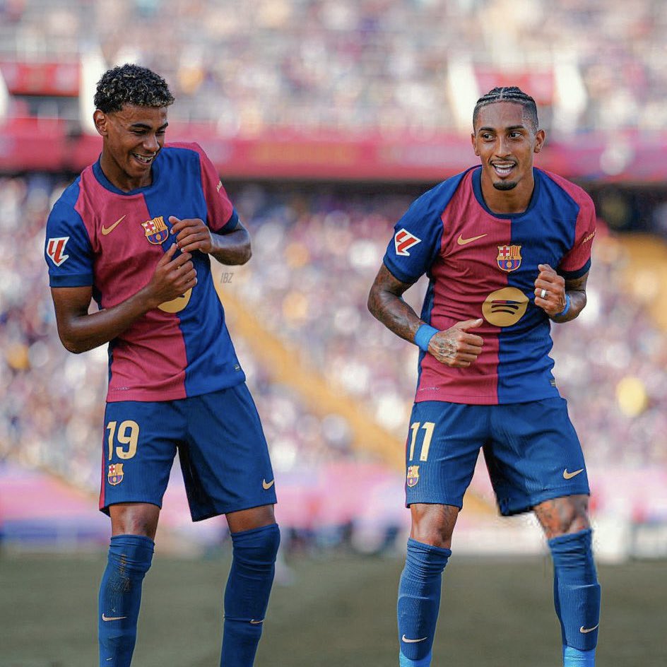 FCB_nenn's tweet photo. Unpopular opinion: Raphinha tendría que llevar el 10 y Lamine el 11 para la temporada que viene. https://t.co/9x9JDmH5gJ