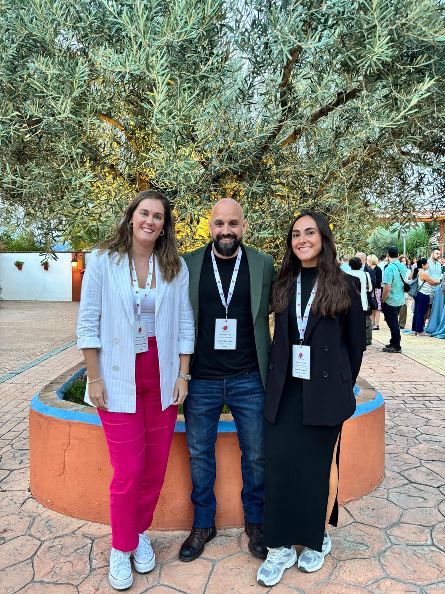 algaeFamLAB | TheChlamyLab at UCO (@algaefamlab) on Twitter photo 🌍🔬The AlgaeFam members Esperanza León-Miranda (<a href="/e_leonmir/">Esperanza</a>), Carmen M. Bellido-Pedraza (<a href="/CarmenBellido5/">Carmen Bellido</a>) and Emanuel Sanz-Luque (<a href="/esanzluque/">Emanuel Sanz Luque</a>) presented our lab's research at the #NITROGEN2024 in Granada, Spain 🌄 🌍🔬The AlgaeFam members Esperanza León-Miranda (<a href="/e_leonmir/">Esperanza</a>), Carmen M. Bellido-Pedraza (<a href="/CarmenBellido5/">Carmen Bellido</a>) and Emanuel Sanz-Luque (<a href="/esanzluque/">Emanuel Sanz Luque</a>) presented our lab's research at the #NITROGEN2024 in Granada, Spain 🌄