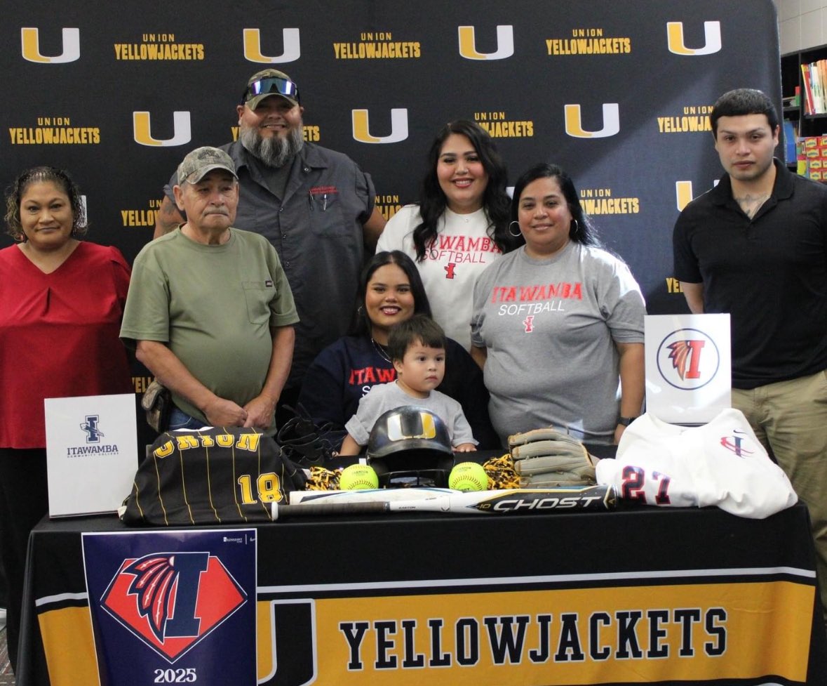 Union High School Softball tweet media