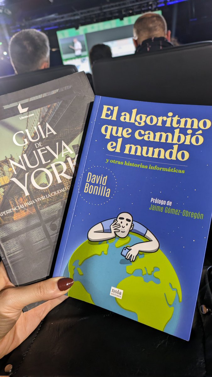 Cris 🍋 (@_chococrispis) on Twitter photo Misión cumplida, vuelvo a casa los dos libros firmados... gracias <a href="/chocotuits/">Carlos Sánchez</a> y <a href="/david_bonilla/">David Bonilla</a>!!!! 🫂🫂🫂
#TRG24 Misión cumplida, vuelvo a casa los dos libros firmados... gracias <a href="/chocotuits/">Carlos Sánchez</a> y <a href="/david_bonilla/">David Bonilla</a>!!!! 🫂🫂🫂
#TRG24