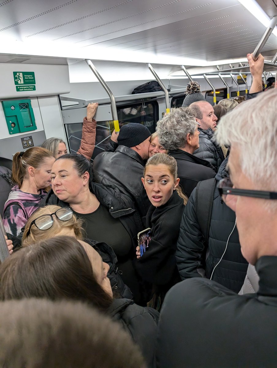 suzannemwatson1's tweet photo. How is this classed as an acceptable service @merseyrail EVERY day this week a nightmare journey. Remind me why I am paying extortionate fares and am actually shocked when I a) get a train never mind an on time train or b) an actual seat 😡 #merseyfail https://t.co/jCqDtE67KY
