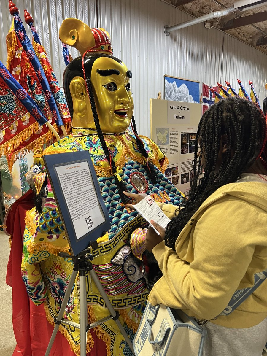 APeters0709's tweet photo. GHS World Culture Club enjoying the #IndyInternationalFestival  @NCIFestivals https://t.co/pOLvu0nawX
