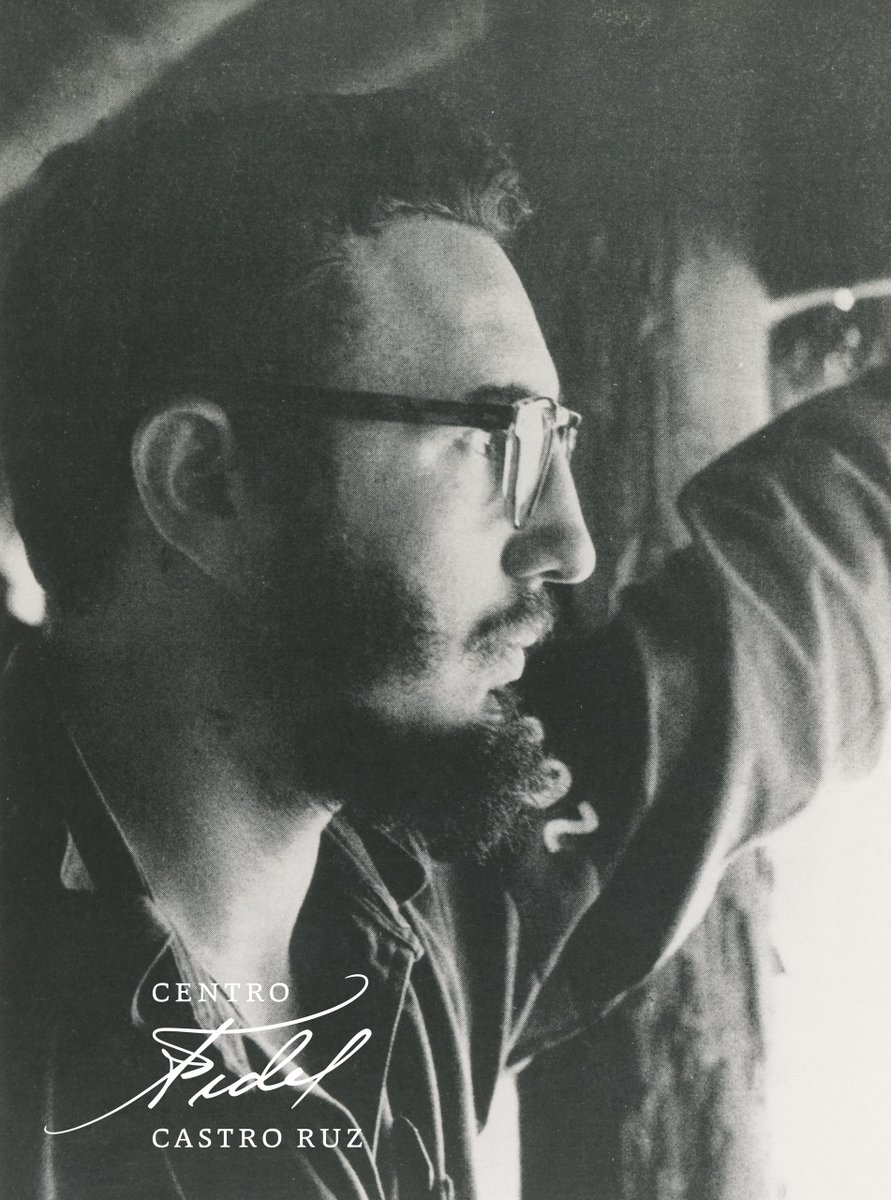 centrofidel's tweet photo. #Fidel:"Creo que lo más que un hombre puede hacer es interpretar de una manera correcta las circunstancias en un momento dado, para un propósito político determinado, y si ese propósito no se basa en algo falso, en algo irreal, puede llevarse a cabo". #LíderEterno https://t.co/haLZYjoH6k