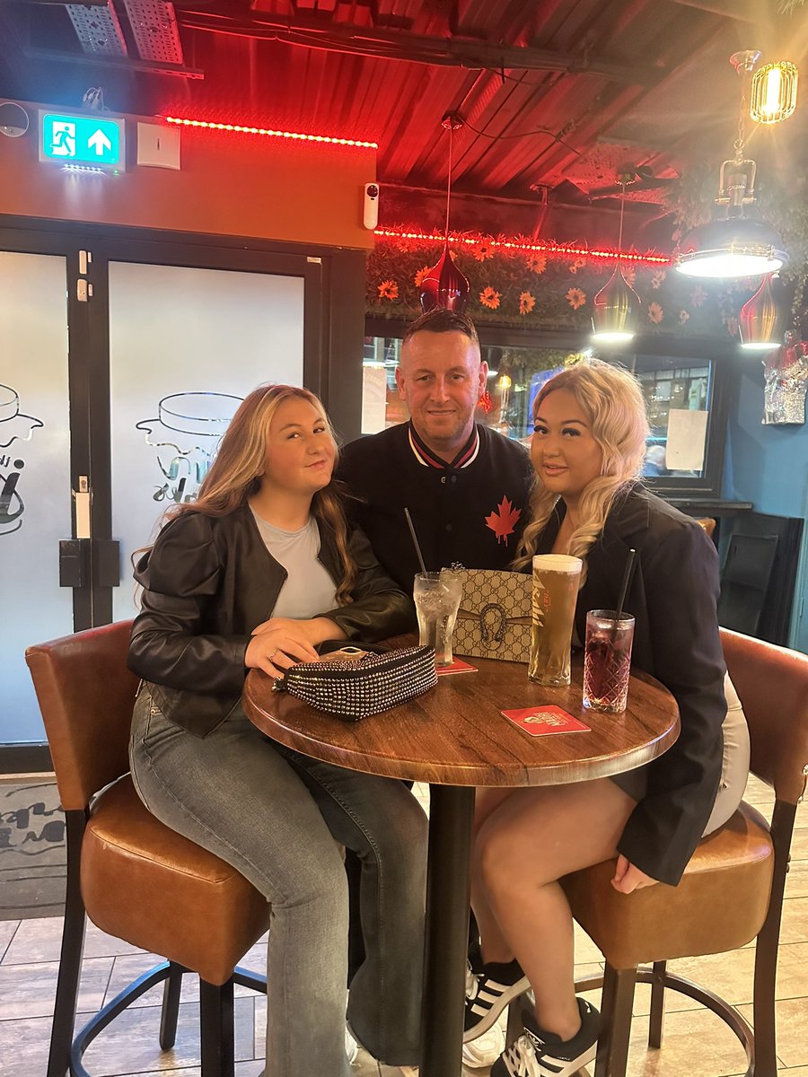 Paul Phillips tweet media