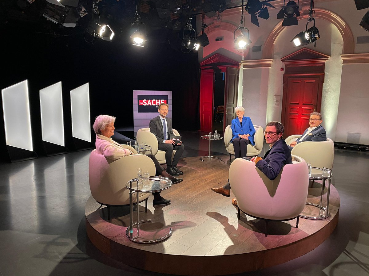 Reiner Reitsamer (@reinerreitsamer) on Twitter photo Kommt die Dreierkoalition aus ÖVP, SPÖ und NEOS? Und was würde das für unser Land bedeuten? Darüber sprechen Heide Schmidt, Maria Rauch-Kallat, <a href="/josefkalina/">josef kalina</a> und <a href="/KKnittelfelder/">Klaus Knittelfelder</a> heute bei mir in #zursache! <a href="/orfdrei/">ORF III</a> 20.15 Kommt die Dreierkoalition aus ÖVP, SPÖ und NEOS? Und was würde das für unser Land bedeuten? Darüber sprechen Heide Schmidt, Maria Rauch-Kallat, <a href="/josefkalina/">josef kalina</a> und <a href="/KKnittelfelder/">Klaus Knittelfelder</a> heute bei mir in #zursache! <a href="/orfdrei/">ORF III</a> 20.15