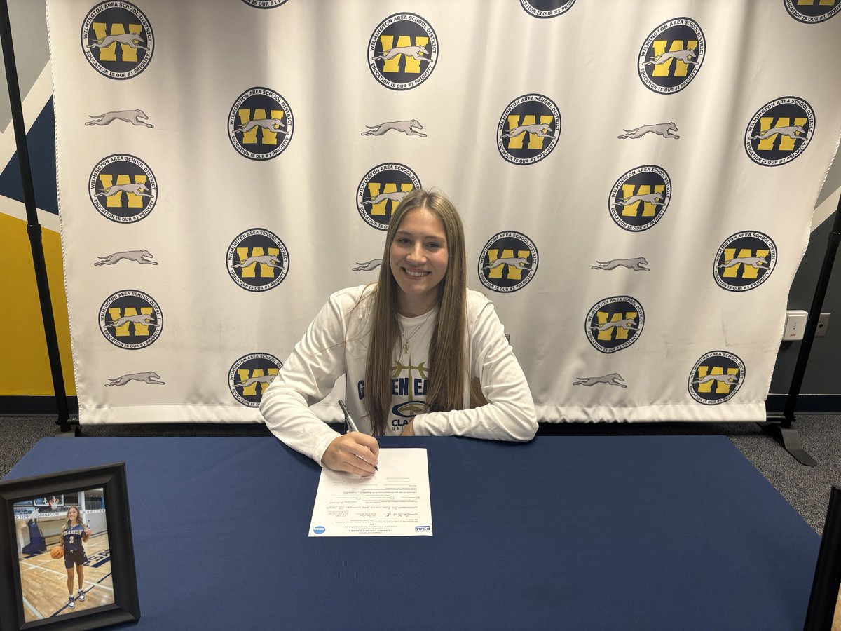 BobGreenburg's tweet photo. Congratulations to Wilmington GBB standout Lia Krarup who signed her letter of intent today with Clarion University! Great get for my alma mater!!
 @liakrarup @WilmingtonGBB @_CoachFleming https://t.co/eOl4OjM5QW