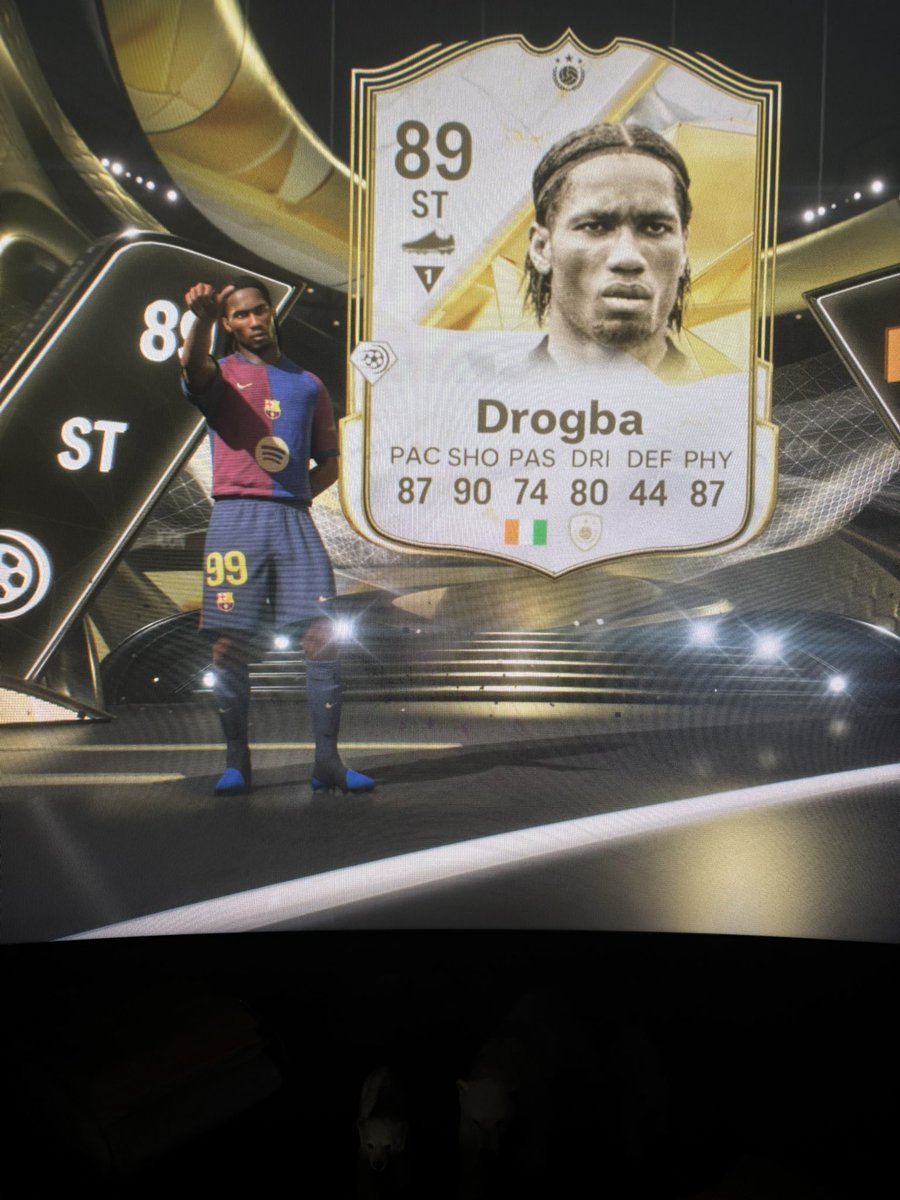 Alexander tweet media