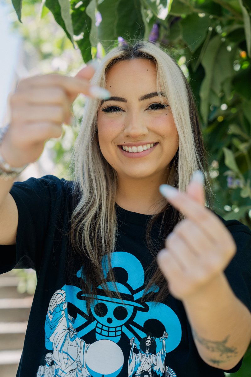 Cloud9's tweet photo. Happy birthday to the queen of casting and content creation, @herculysee! 🥳 https://t.co/wtRYow9uuo