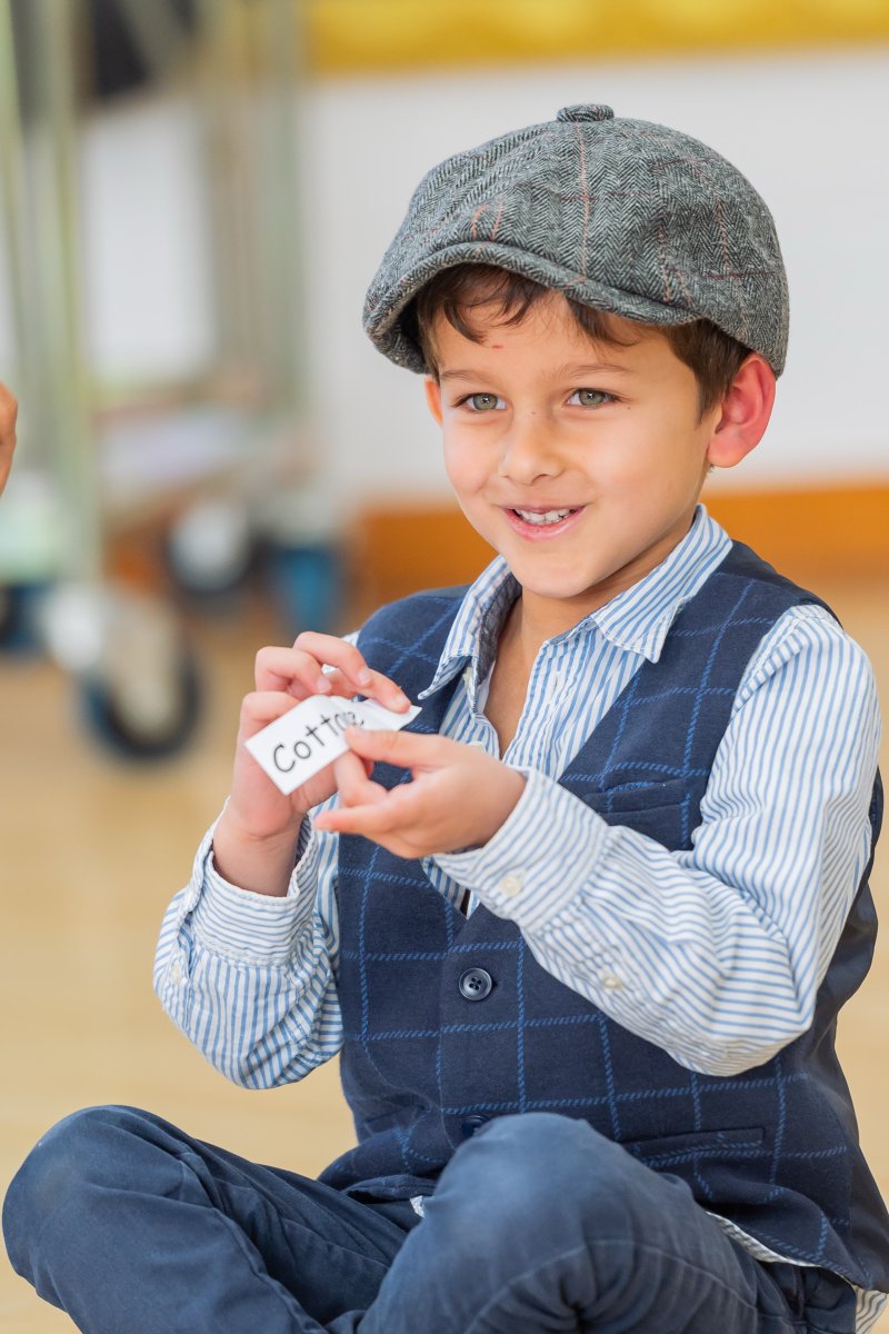 aldwickbury's tweet photo. Year 2 enjoyed their Victorian Day this week, dressed as Victorian schoolboys, they stepped back in time to experience life as it was over a century ago!

From slate writing to Victorian games, the day was a memorable adventure into the past. 🕯️

#AldwickburyLife #VictorianDay https://t.co/TvPHHrbNOx