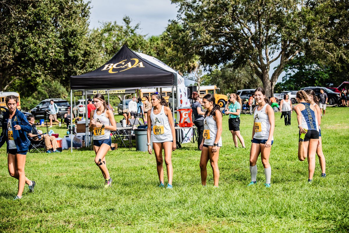 AquinasAthletics tweet media