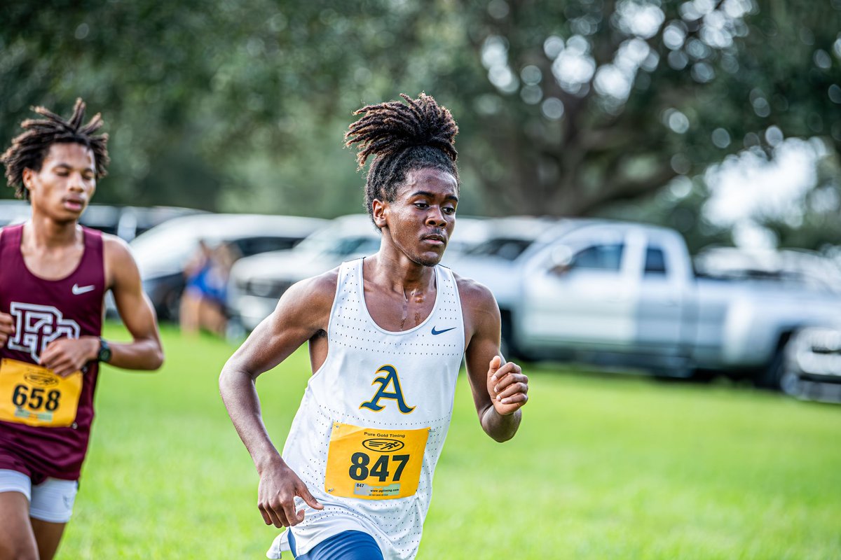 💨 Going for it all 💨

Our XC teams are looking to bring home some more hardware tomorrow in the State Championship up in Tallahassee 🚌 🏆

Wish our runners luck — you got this ‼️

#GoRaiders | #ChasingHistory | #YouGoWeGo