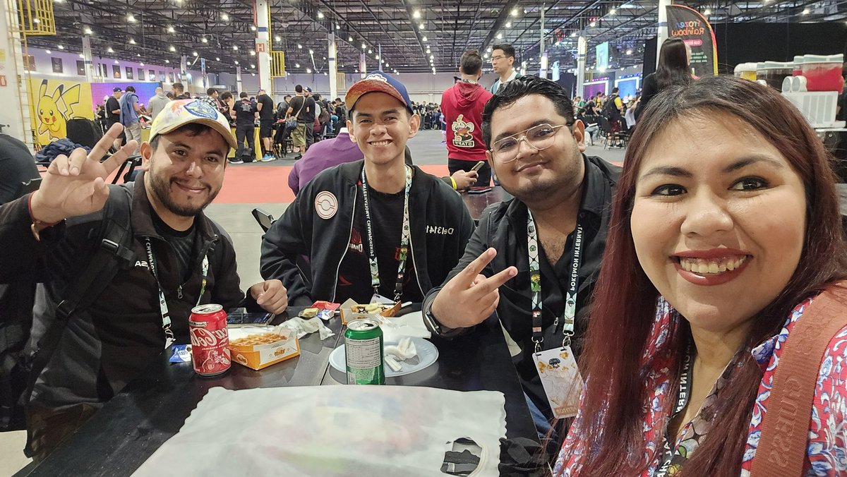 El reencuentro con los amigos mexicanos ✨️✨️ lo más lindo de los eventos es compartir con los pokeamigos 💕💕🇵🇪🇲🇽

#LAIC #pokemongo
