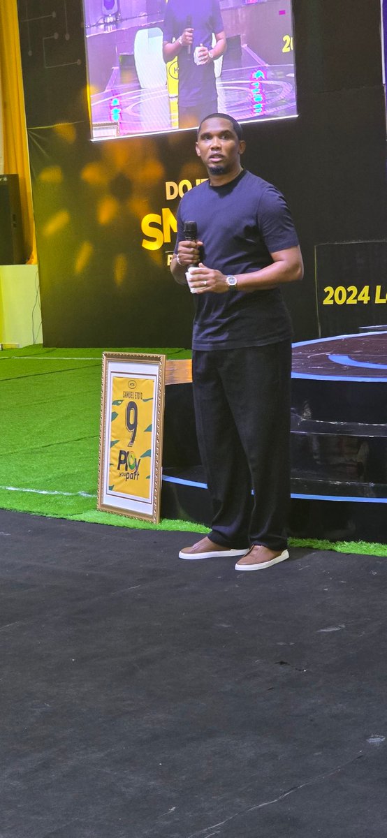 doctorstclair's tweet image. Wow! What a surprise! 🤯  We were honored to have the legendary @SamuelEtoo join us at the #LeadershipGathering2024. 

&quot;Leadership is about leveraging on each team member&apos;s strengths to achieve common goals.&quot;  He said.

 @MTNCameroon! 💪 #DoItSmart #1team1goal