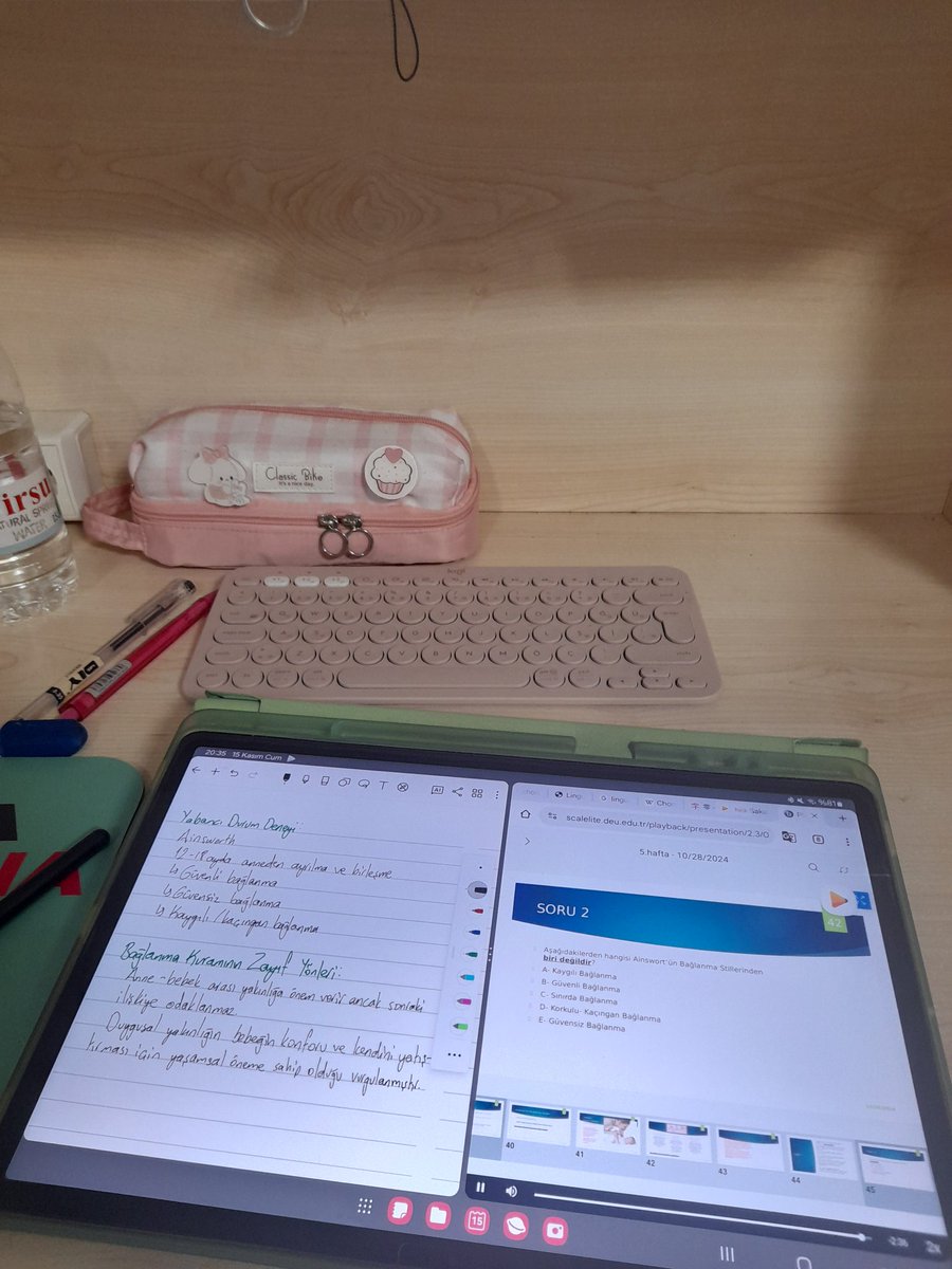 yxngdiaries's tweet photo. today i studied chinese and child psychology ～ 
#studytwt #langtwt https://t.co/i7CBmKuHv5