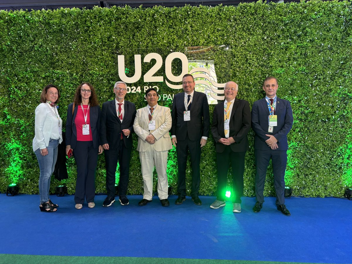 Très heureux de participer au #G20 à Rio de Janeiro en marge de notre conseil d’administration de <a href="/ForumFed/">Forum of Federations</a>