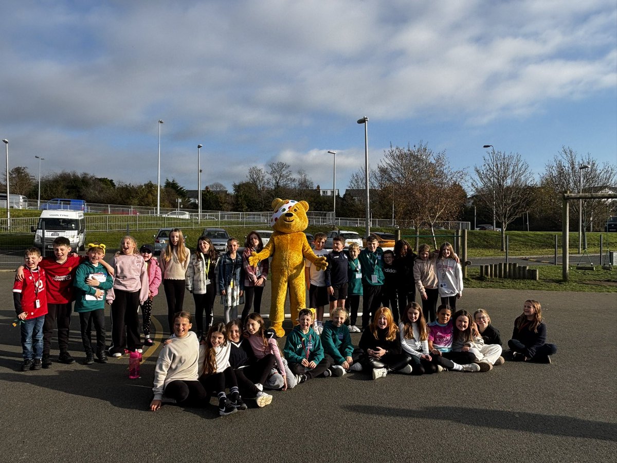 Plant Mewn Angen!
Children in Need! 
🧸