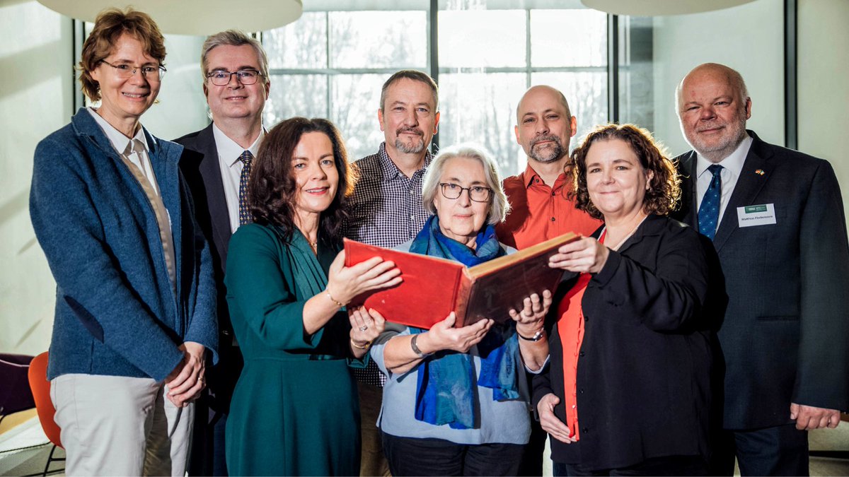 A ‘treasure trove’ of rare materials relating to Irish literature, art, culture and music were unveiled today with the official launch of The Jürgen Gottschalk Collection at University of Limerick.

READ: ul.ie/news/treasure-…

#StudyatUL #StayCurious