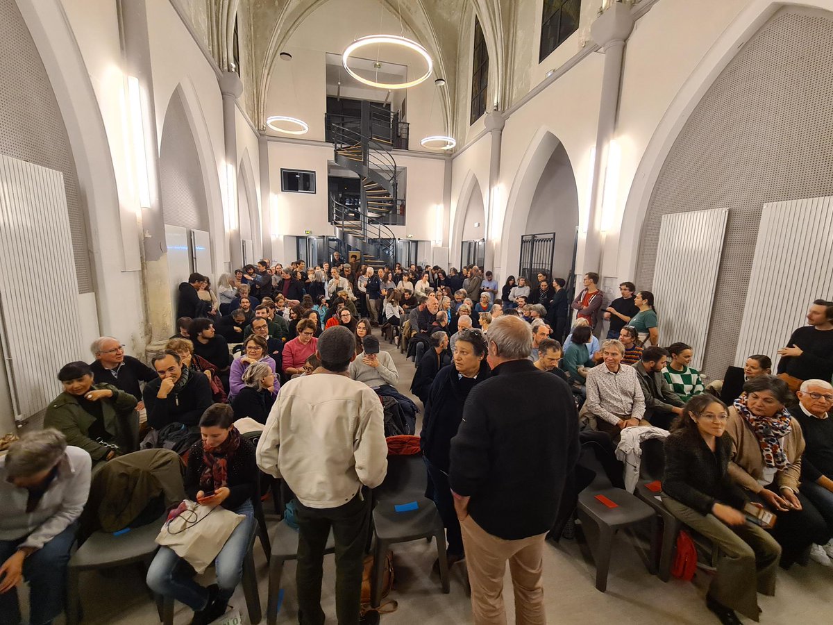 Salle comble pour notre réunion publique avec <a href="/marinetondelier/">Marine Tondelier</a> 🌻

Ouverture en présence des chef-fes de file toulousain-es <a href="/RegisGodec/">Régis Godec</a> et <a href="/HeleneCabanes/">Cabanes Hélène</a>