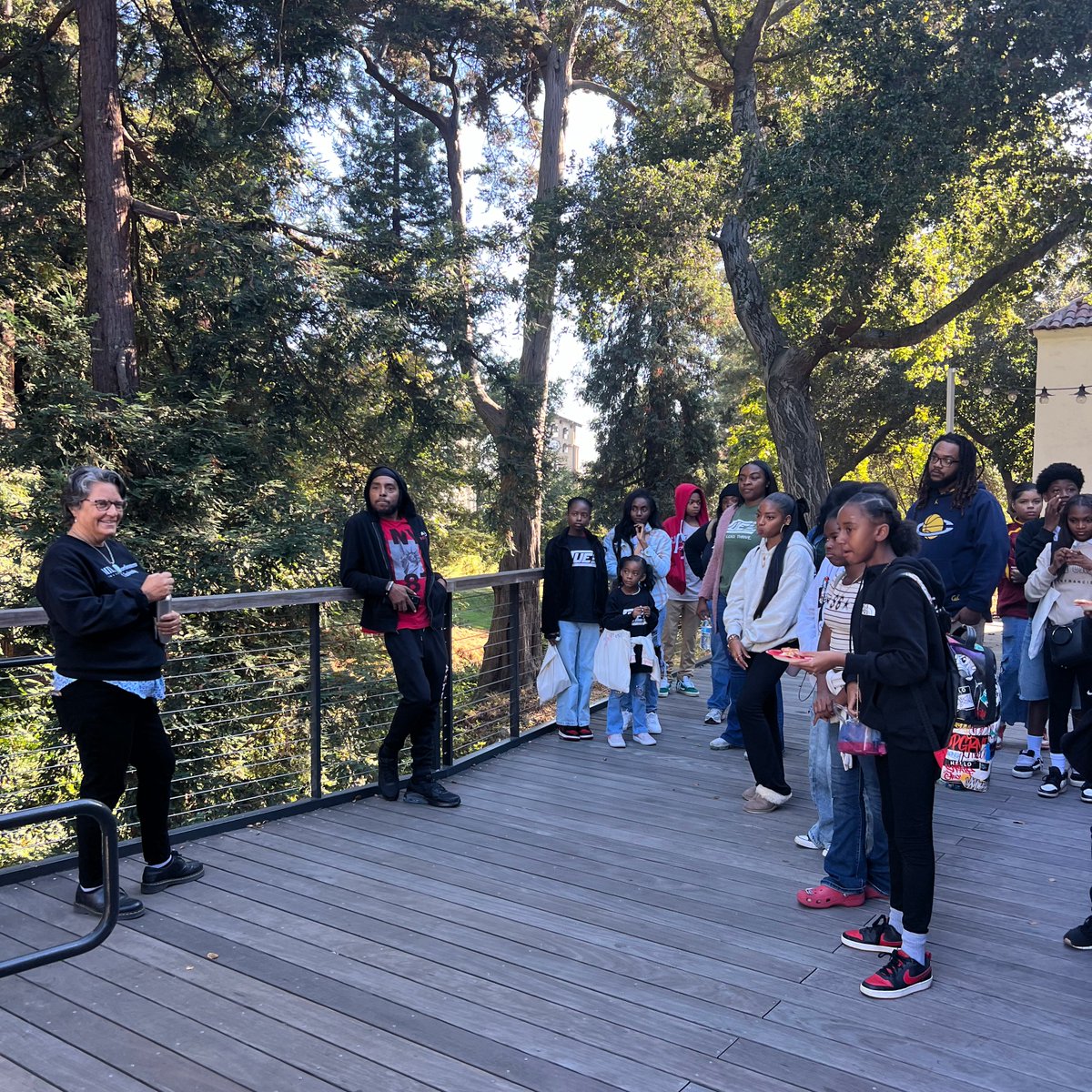 InneractProject's tweet image. For us at IP, introducing our students to future possibilities is just as important as teaching them about design.
With this in mind, we invited students from around the Bay Area to join us for a campus tour of Oakland's @Northeastern University, formerly Mills College!