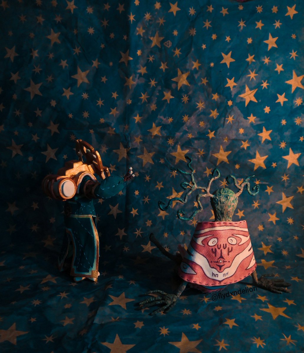 flydxndelion's tweet photo. Solanum et le prisonnier fait main, à regarder les étoiles, le temps de 22 dernières minutes

En fin de compte, ils ont pu se réunir 🧡 https://t.co/CKklvAGH6P