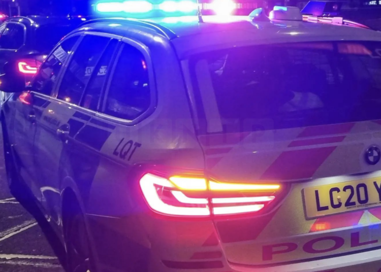uknip247's tweet photo. Emergency Services Respond to Escaped Detainee in Lake at Grahame Park https://t.co/8D4IFgih8G https://t.co/p2Eh6gIRtU