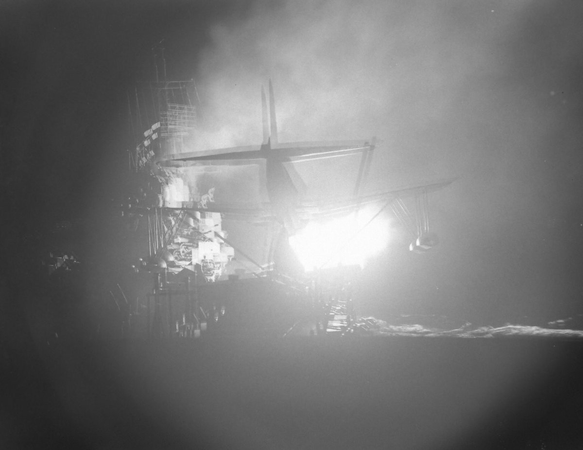Rich_Ships's tweet photo. @JD_Goff @Rockor_Cos Other night firing pics of #BB56. The last 3 are from LIFE mag photographer Frank Scherschel (possibly his brother Joe Scherschel) https://t.co/LpQNbFbk0y
