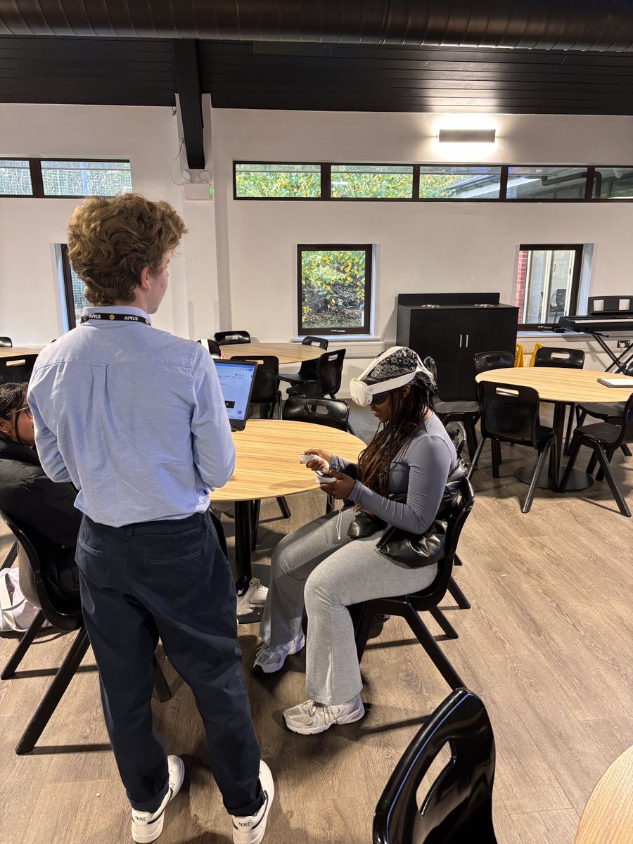 EastNorfolk's tweet photo. On Wednesday students took part in our NIHR (National Institute for Health and Care Research)Conference on Ultra Processed Foods and diet. 😀 
This gave opportunities for our students in Sports & Exercise and Games Development to carry out research into UPF and then present their findings to their peers.
Students also had a go with our new VR headsets which allowed them to immerse themselves within mock hospital set ups as well as a talk from Murray Dare who spoke about his app which encourages people to make healthier choices.

It was a great opportunity for all!