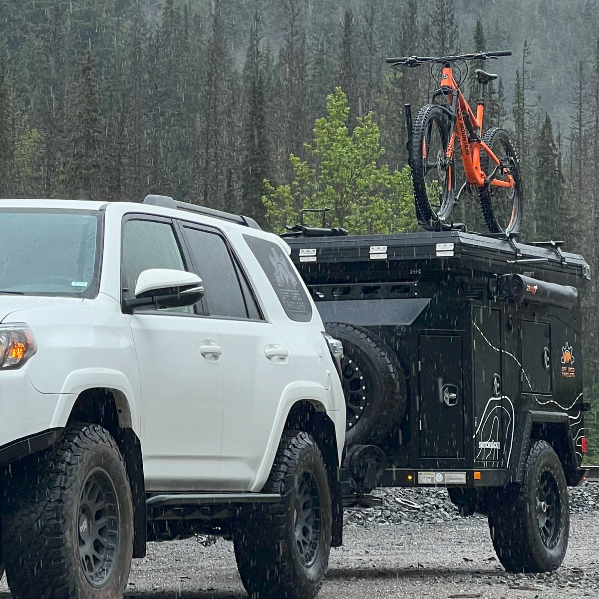 offgridtrailers's tweet photo. Ready to tackle any terrain ๐
Our Switchback trailer, paired with a 4Runner, is the ultimate adventure duo. This setup is built for wherever the wild takes you. ๐๐ช
๐Escape Today: https://t.co/X331g6wDed
#OffGridTrailers #WakeUpInTheWild #OutdoorGear #OverlandCamping https://t.co/ohWH2VmYW9