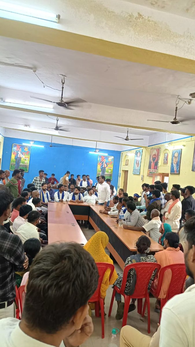 नवादा में अपनों के बीच... 

जिलें में बहुजन समाज के उपर घटित मामलों पर जल्द ही नवादा जिला समाहरणालय के समक्ष बहुजन समाज के विभिन्न मुद्दों पर जनांदोलन होगा।