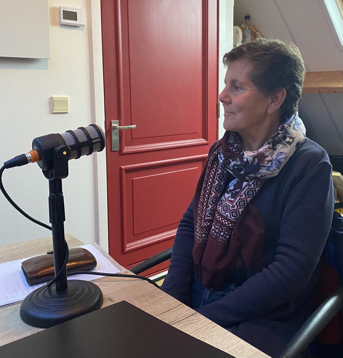 StichtingOmc's tweet photo. PODCAST| In Politiek aan Tafel deze keer een gesprek met @irmavanbeek over het discriminatiemeldpunt van de gemeente Westerkwartier.
Te beluisteren via : https://t.co/UpGuNhKvK8
@GemWkwartier @RaadWkwartier #westerkwartier https://t.co/wgaHMbBjN6
