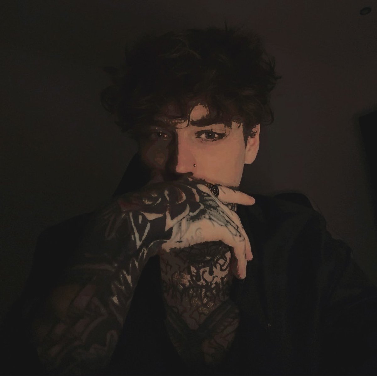 𝐙𝑒𝑝ℎ𝑦𝑟 tweet media