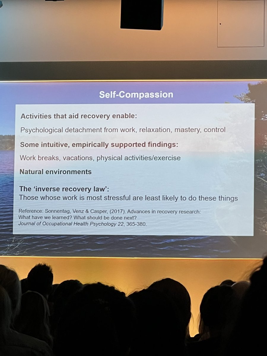 Outstanding closing address <a href="/UKONSmember/">UKONS</a> on COMPASSIONATE LEADERSHIP for positive change by Prof Michael West which when instilled into teams lowers stress, increases staff retention &amp; improves productivity &amp; begins with self compassion &amp; recovery 🙏 Fantastic day 1 #UKONS2024 😃