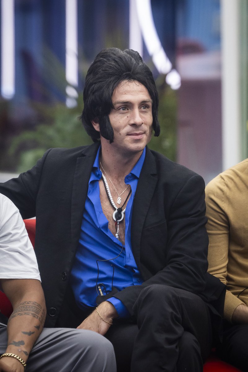 juanluisqf's tweet photo. Vaya gala la de ayer!!!!🔥🔥🔥 Juan resiste dos semanas más!!!!
#gh15N #ghoficial #granhermano #GH2024 #gh19 #granhermano2024 #lanzarote #canariashoy #islascanarias #gh24 #amadorrivas #elvis #elvispresley #ouyeah https://t.co/46z3T660L4