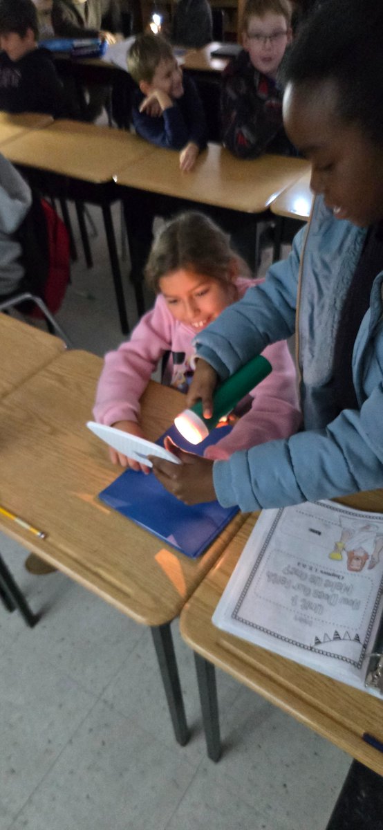 Exploring Light with our TC Ms. Bourbon <a href="/LakeheadOrillia/">Lakehead University Orillia</a>